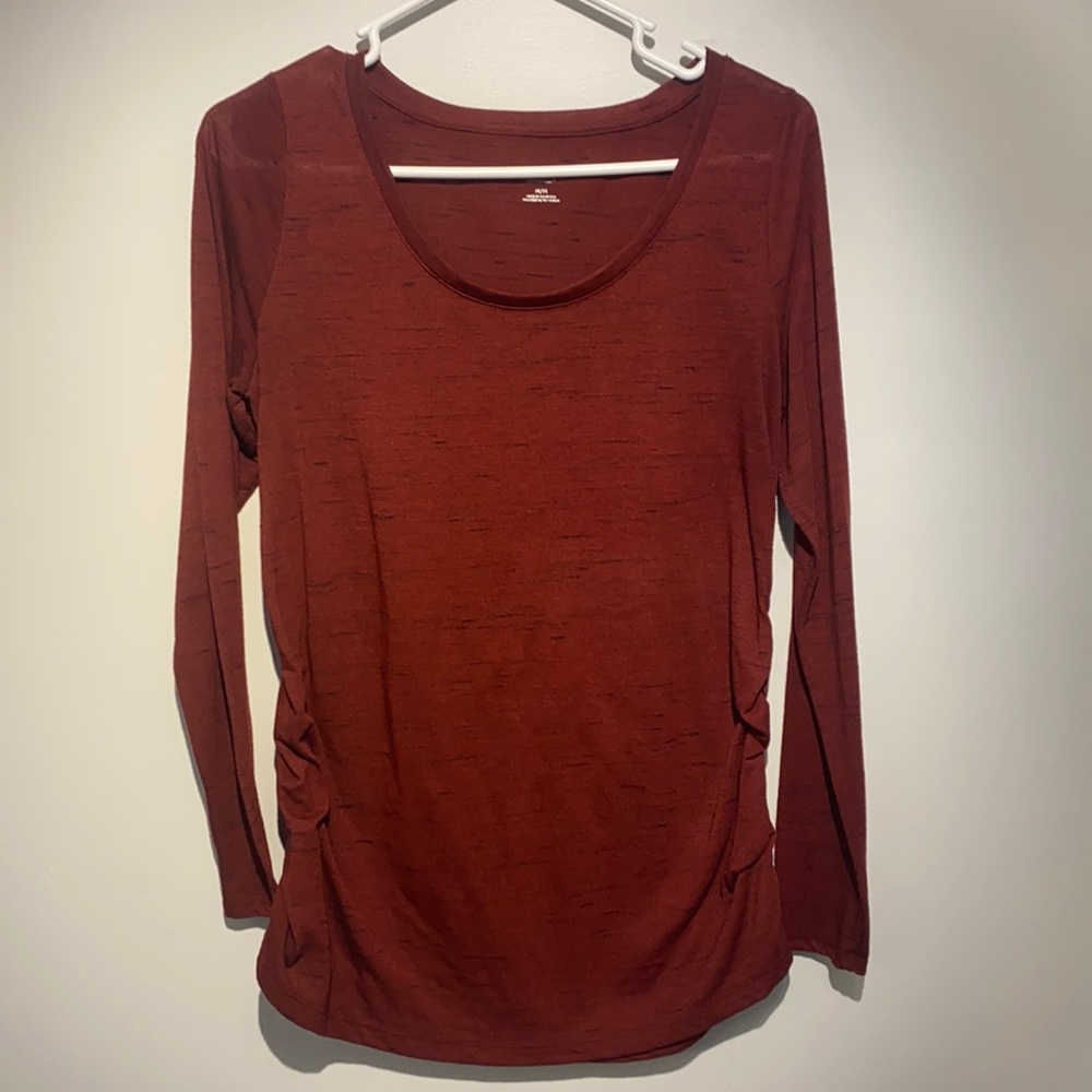 Liz Lange maternity top